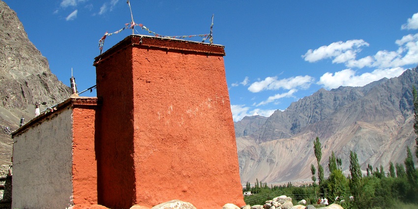 Yarma Gompa is a monastery with unique architecture and natural surroundings.
