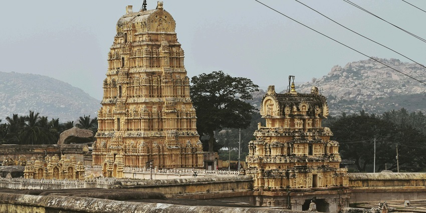A glimpse of Yawteshwar Temple which is one of the serene temples in Satara, Maharashtra.