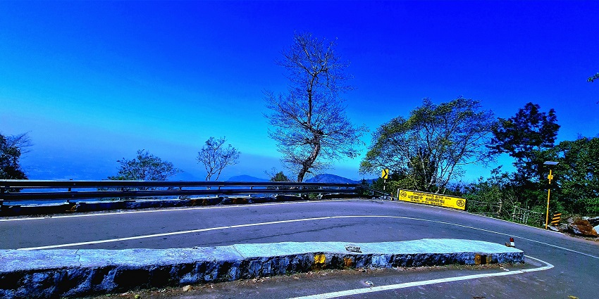 A stunning view of Yercaud, one of the places to visit near Salem for nature lovers.