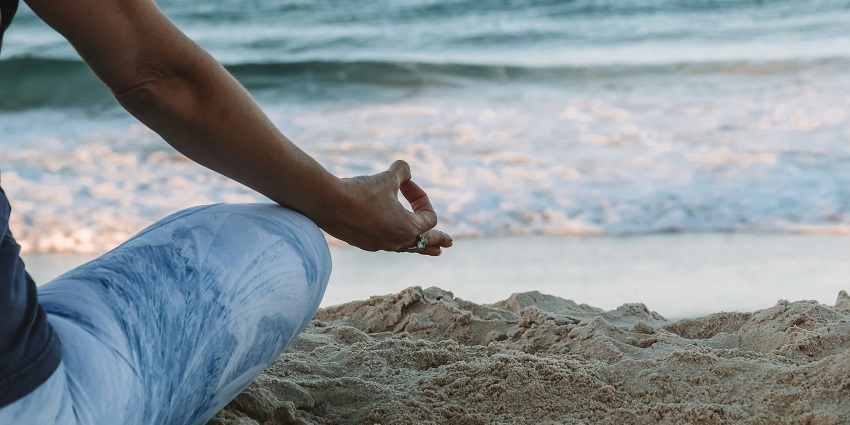 Enjoy yoga class is one of the best things to do in Gili Trawangan in Indonesia.