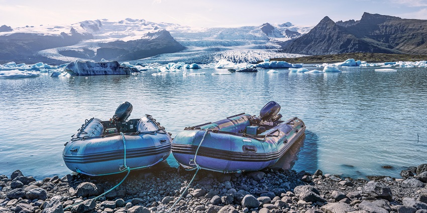 A view of Zanskar river rafting trek, one of the top places for trekking in Ladakh Zanskar.