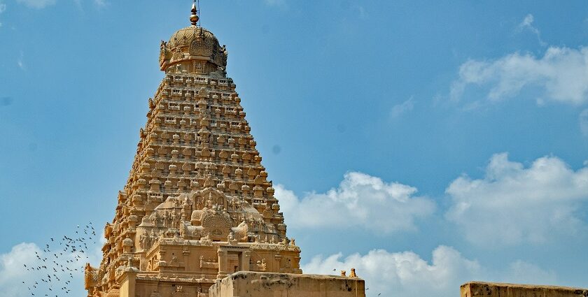 The captivating ethereal beauty of the ancient temples in Tamil Nadu for all.