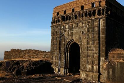 Bahula Fort in Nashik, a Maratha historical site, offers stunning views and ancient ruins.