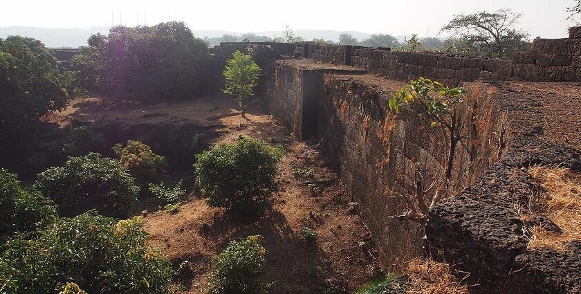 Gopalgad Fort, the historic site with stunning sea views and nature.