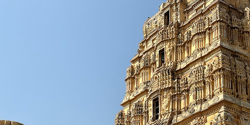 The ancient ruins of the town of Hampi in Karnataka for every traveller to explore.