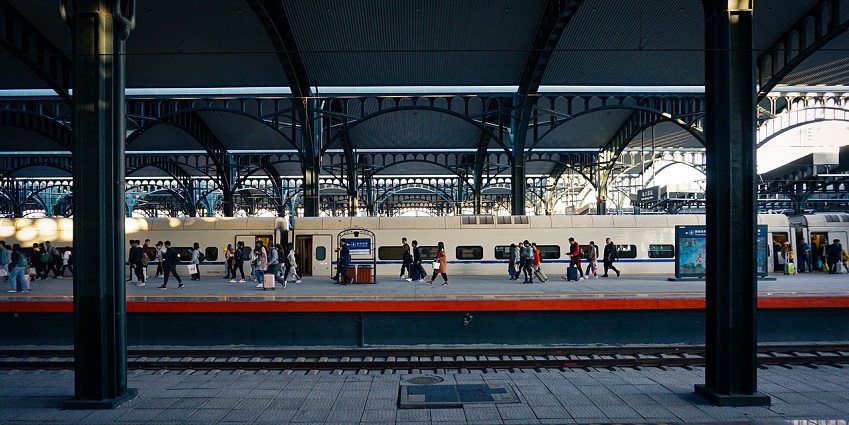 A railway station connecting to Borivali, the nearest station to the Mandapeshwar Caves.