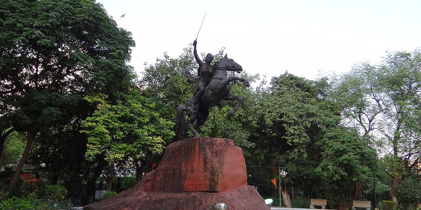Statue of Rani lakshmibai of Jhansi in the memories of 1857 war of independence