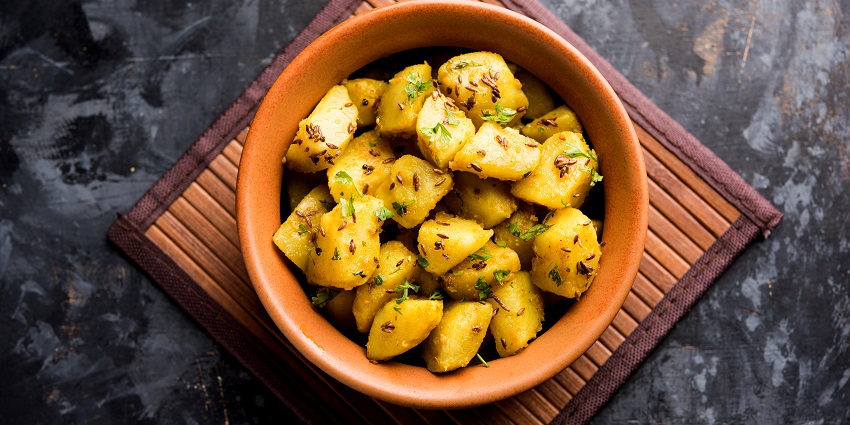 Aloo ke Gutke is one of the best and the most famous street food in Uttarakhand for all.