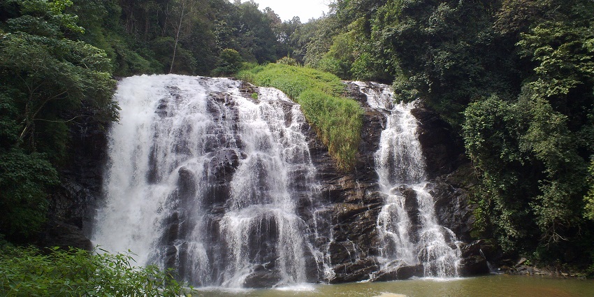 Abbey Falls is one of the most scenic locations to indulge in nature photography.