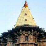 Seek blessings from the at Adasa temple, one of the must visit temples in Maharashtra