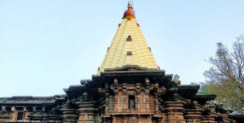 Seek blessings from the at Adasa temple, one of the must visit temples in Maharashtra