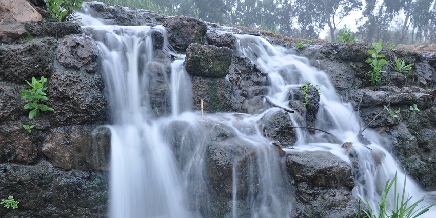 Witness stunning sunsets over the picturesque Kimona Waterfall.