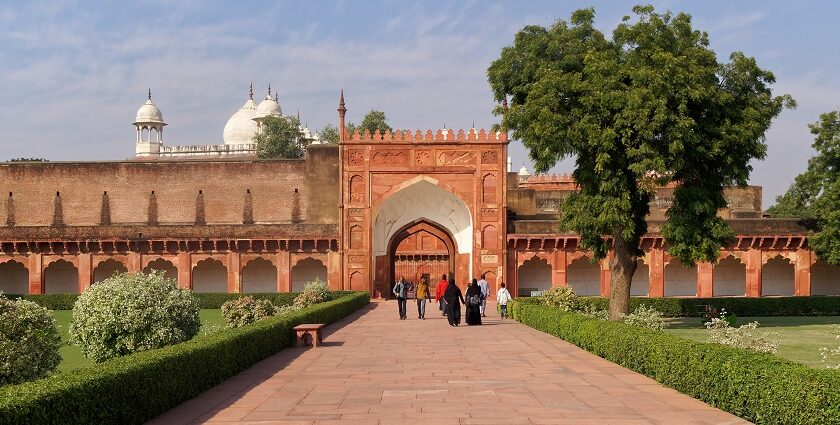 The beautiful Agra Fort with its stunning architecture.