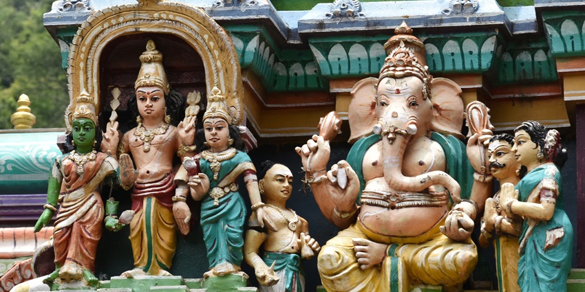 An image showing the Alagar Kovil Temple, showcasing its traditional architecture.