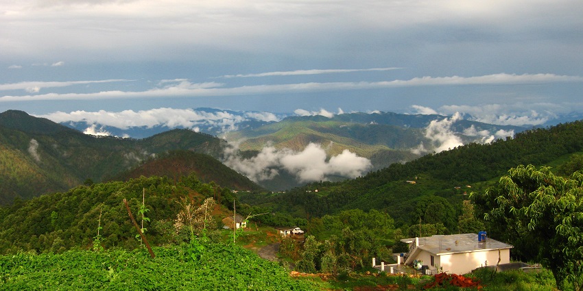 An image of the traditional Kumaoni architecture and vibrant markets in Almora.