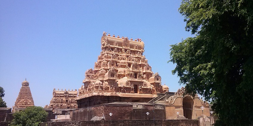The Angala Parameshwari Temple is one of the most popular Amman Temples in Chennai.