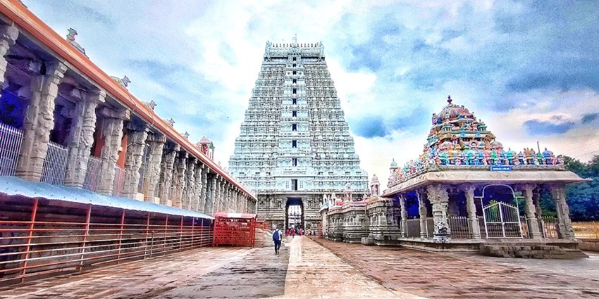 Arunachaleswara Temple in Tiruvannamalai, a popular place near Tiruvannamalai Temple.