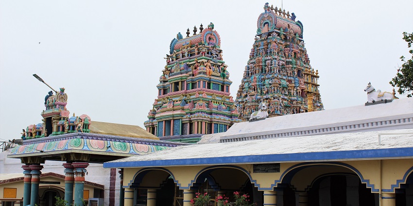 A panoramic view of the Ardhanareeswarar Temple in Erode, featuring its towering gopuram