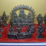 Traditional sculptures and vibrant paintings - one of the art galleries in Thanjavur.