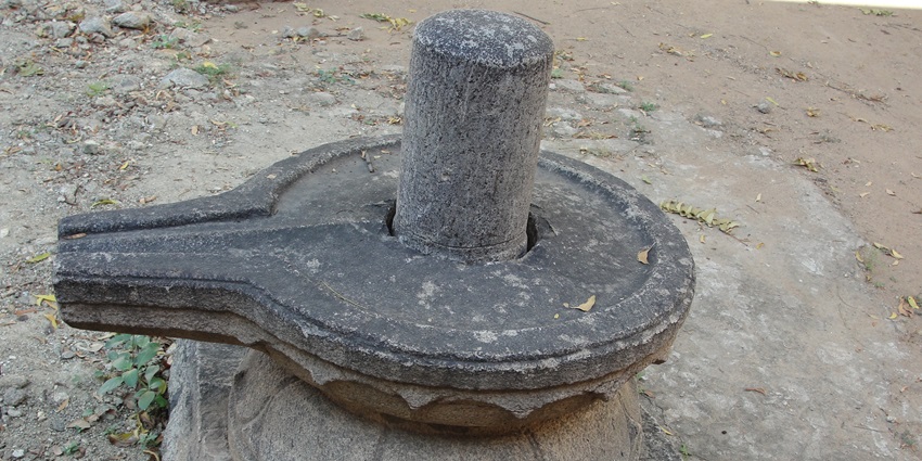 Arulmigu Agni Lingam is one of the best places to visit in Tiruvannamalai, Tamil Nadu