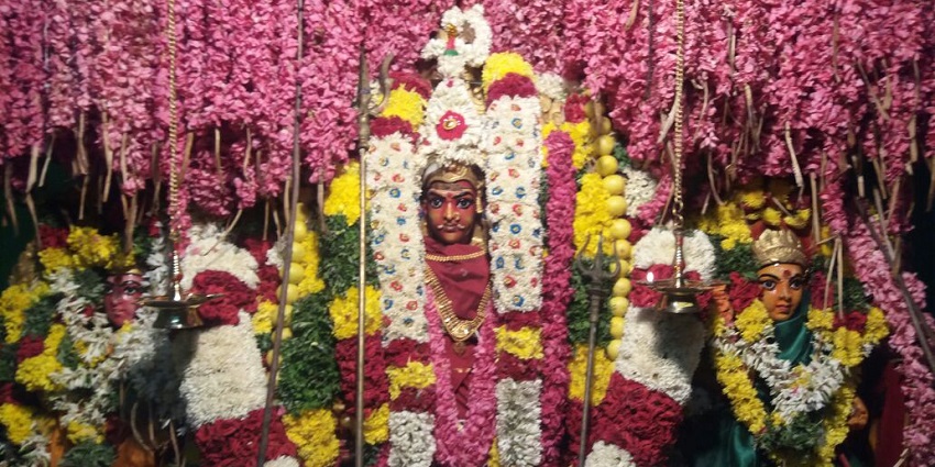 Goddess Bhadrakali statue at Arulmigu Bhadrakali Amman Temple.