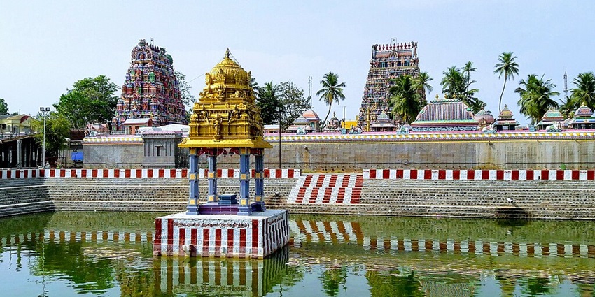 View of a lake in the Arulmigu Manicka Vinayakar Temple