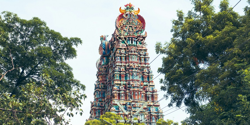 The Arul Tharum Mutharamman Thirukovil Temple, characterised by colours and fiestas.