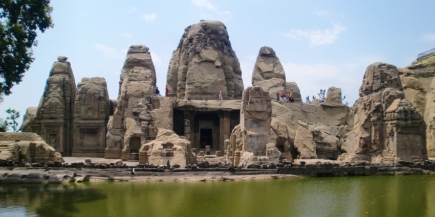 Arupadai Veedu Murugan Temple is one of the most sacred temples in Chennai