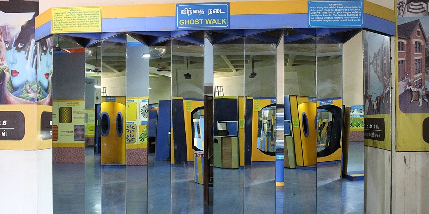 Birla Planetarium is one of the most exciting places to visit in Chennai with friends.