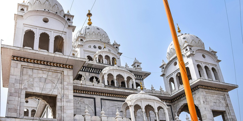 Panoramic image of the iconic gurudwara—places to visit in ambala for couples