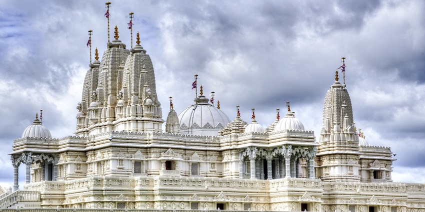 Outer view of Bannari Amman Temple, a famous tourist attraction near Kodiveri Waterfalls.