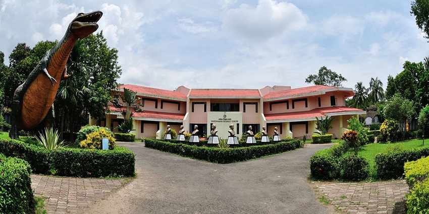 Gain fascinating experience in Bardhaman Science Centre