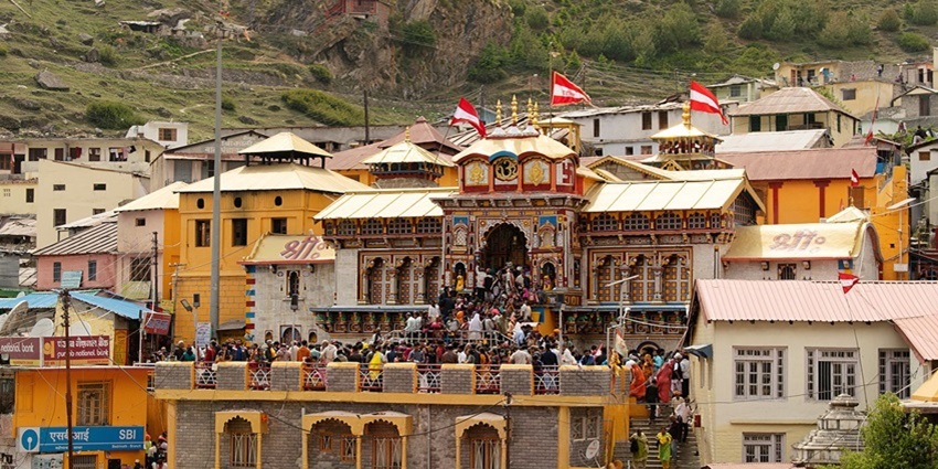 The best time to visit Banasur Fort is from March to June and September to November.