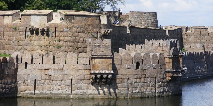 The best time to visit Panchalankurichi Fort Tamil Nadu is October through March