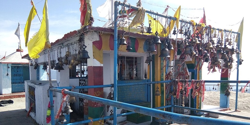 A magnificent view of one of the famous temples in Rudraprayag