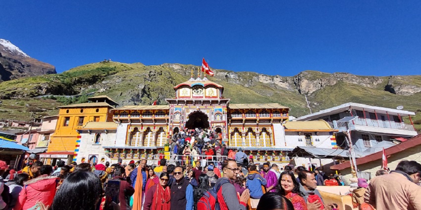 The sacred Badrinath temple is open to visitors in peak season from May to October.