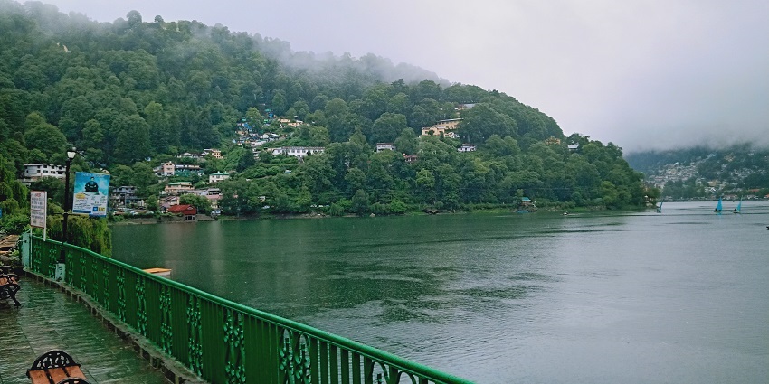 The best time to visit Nainital Mosque Uttarakhand is between March and June or September and November.