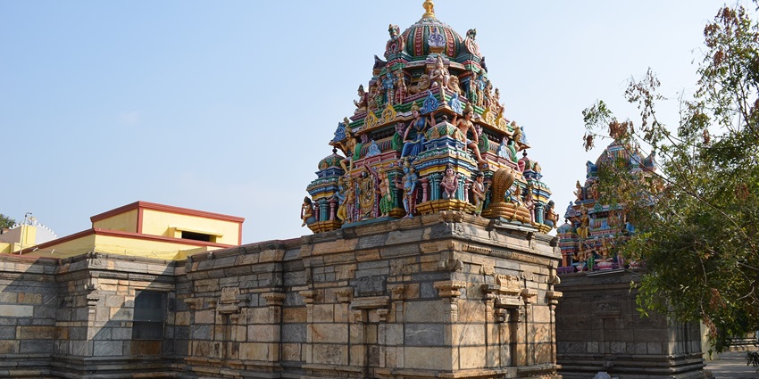 Bhavani Sangameshwarar Temple showing beautiful architecture, a must-visit among Erode tourist places.