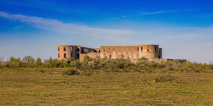 Image of a fort ruins - scenic fort offering tranquility and beautiful natural surroundings