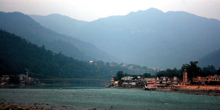 Peaceful ghat perfect for meditation and enjoying riverside tranquillity.