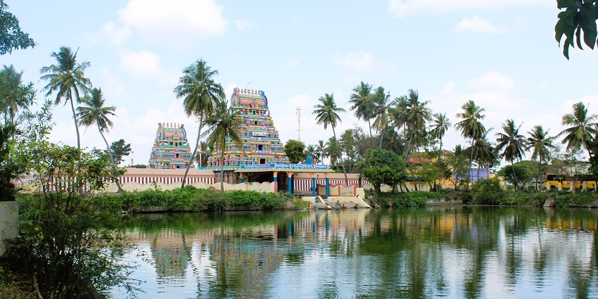 A beautiful depiction of a detailedly incarnated statue of Lord Shiva in Tamil Nadu.