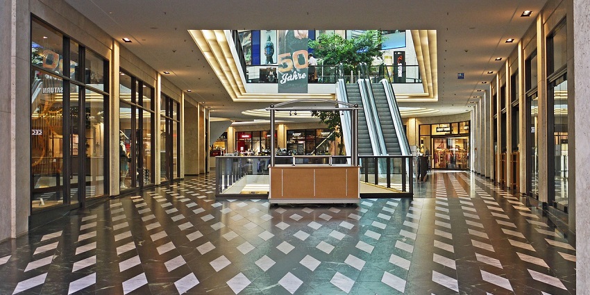 Brookefields Mall is one of the famous places to visit in Coimbatore at night to explore.