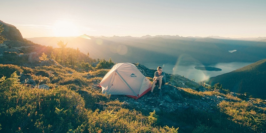 Camping in Nainital provides luxurious stays, serene views and relaxation by nature.