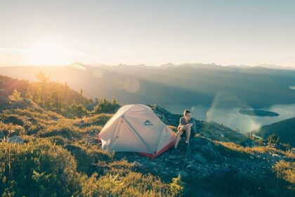 Camping in Chopta offers breathtaking Himalayan views and adventure experiences.