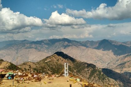 Camping in Dhanaulti offers adventure, tranquillity, and stunning landscapes.