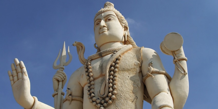 A picture of Lord Shiva and one of the must-check-out places to visit in Govardhan.