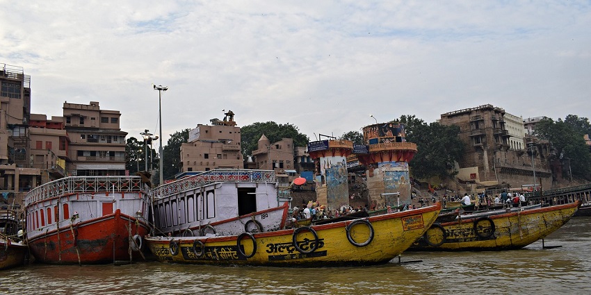 Enjoy serene views at Chandannagar Ghat which is one of the peaceful places.