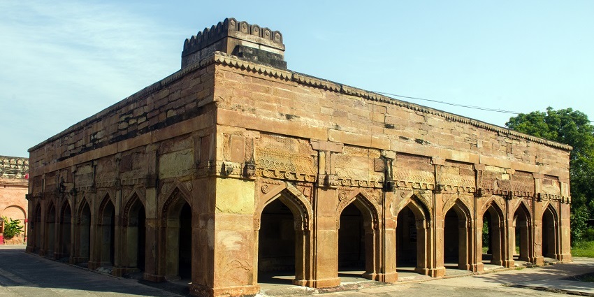 Chunar Fort, a historic site and the best place near Bhawarnath Temple, with stunning views