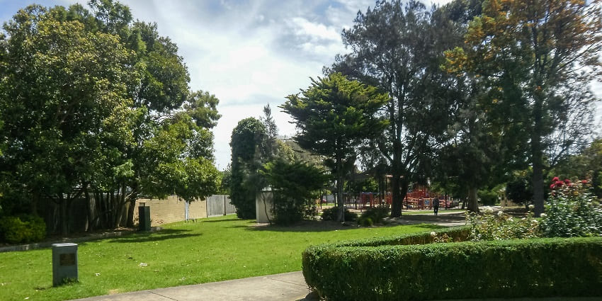 Explore Chuti Park, perfect for a family outing as it has extensive lawns and gardens.