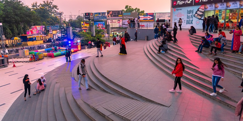 A complete view of the city centre in Durgapur which is one of the lively places.